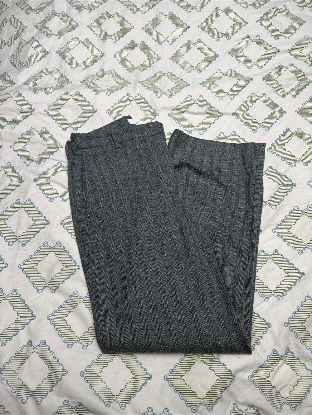 Woman’s Charcoal Gray Dress Pants size 10 banana republic